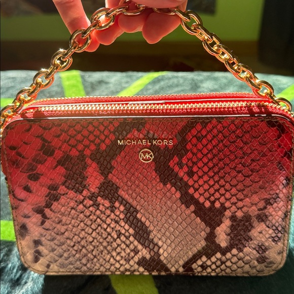 Michael Kors Hot Pink White OmbrΓ© Embossed Snakeskin Gold Crossbody Bag - Picture 6 of 13